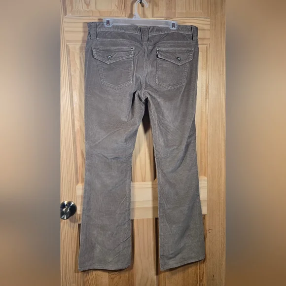 Vintage Gap Bootcut Midrise Corduroy Tan Womens 14 90s Retro Fall Winter NWOT - Picture 2 of 6